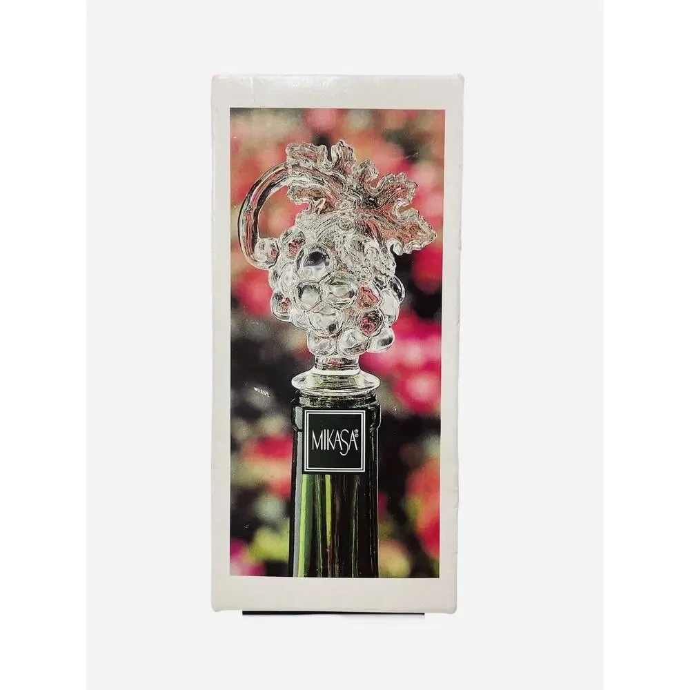 Mikasa Austrian Crystal Wine Bottle Stopper Grapes Fruit collectible
